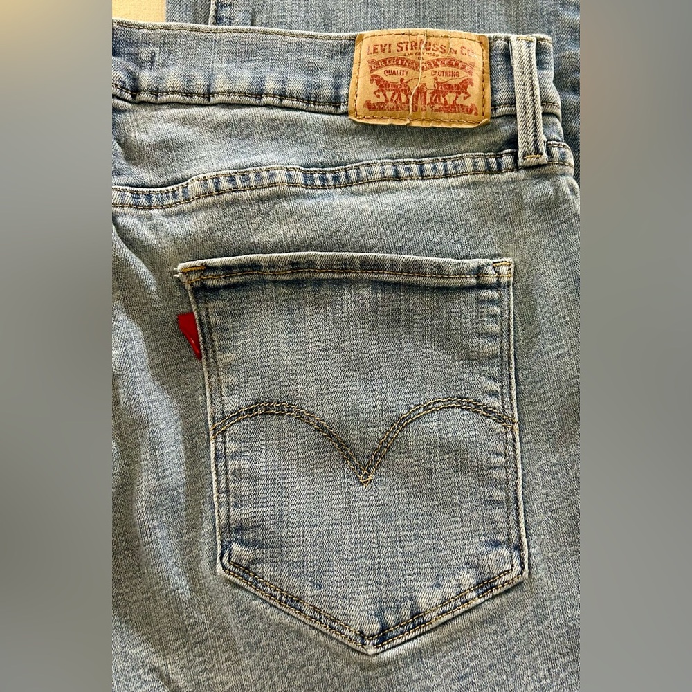 LEVIS WOMENS BLUE JEANS 315 SHAPING BOOTCUT SIZE 32 LONG - Picture 3 of 12